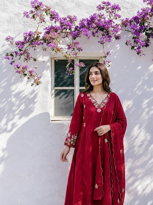 18936 Gorgeous Embroidered Mulcotton Anarkali suit
