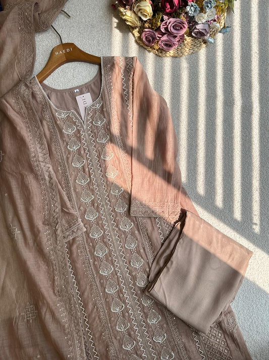 19411/57753 Premium mul chanderi suit