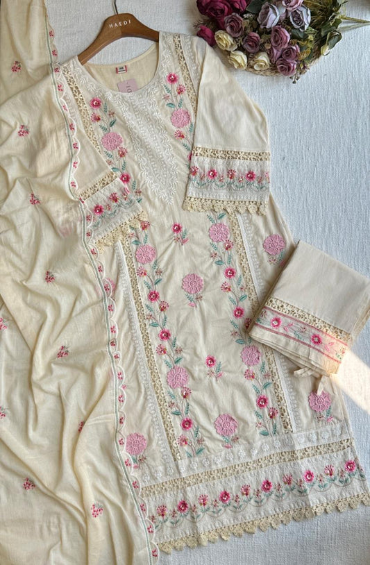 19654 Beautiful embroidered suit