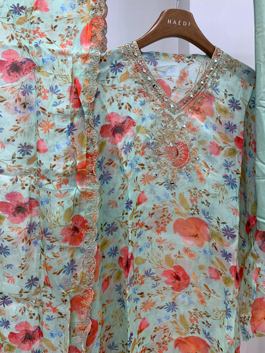 CMD 10475 Semi Stitched Suit
