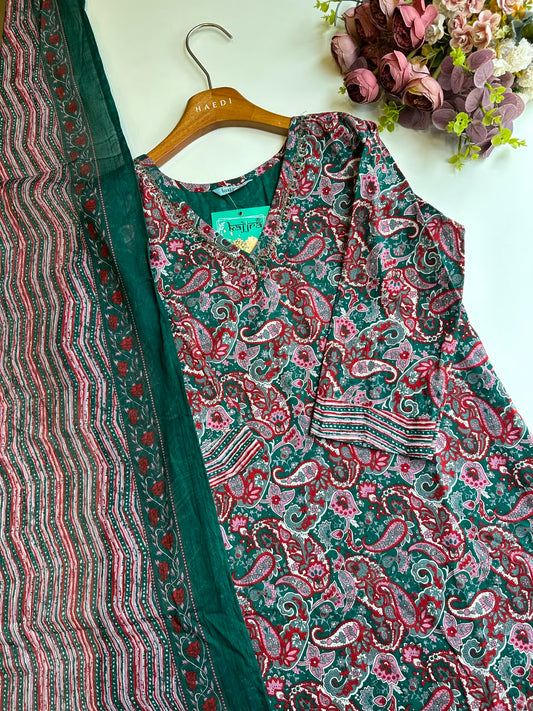 17700 Cotton suit