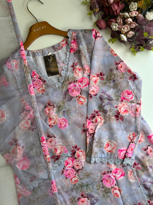15783 Beautiful suit