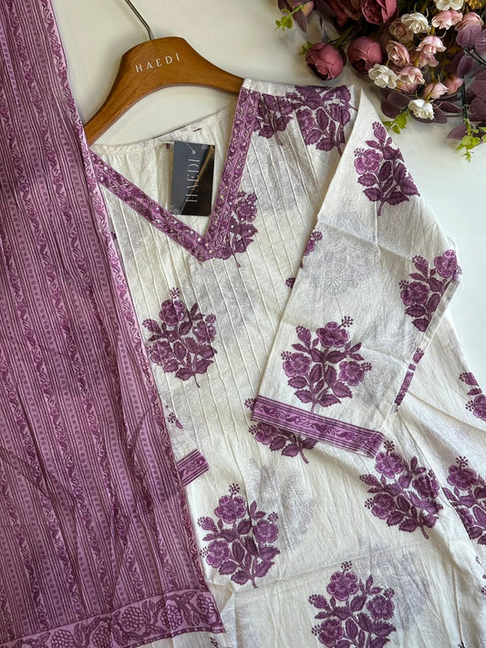 16817 Cotton suit