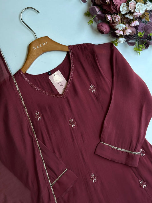 20560 Beautiful handworked anarkali