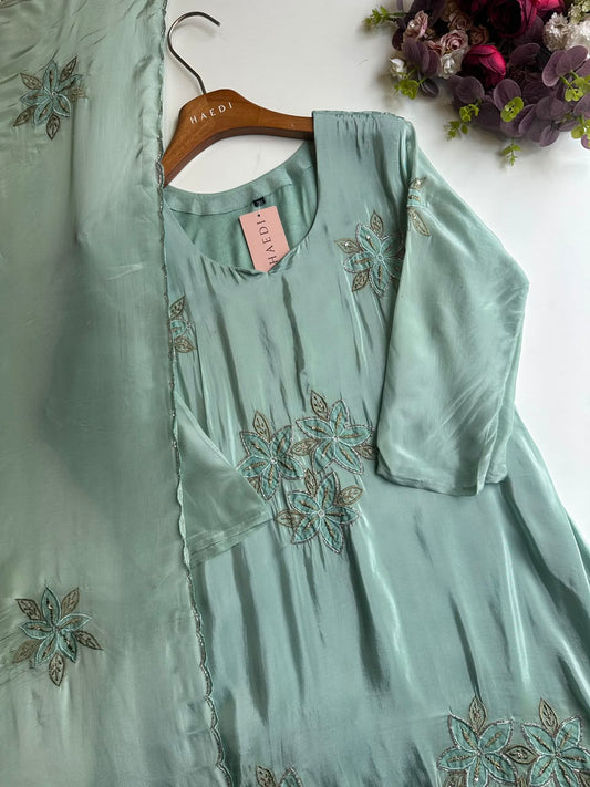 20612 Beautiful handworked anarkali