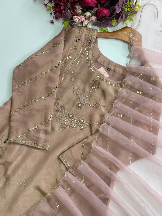 20656 Beautiful handworked suit