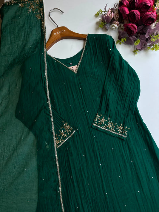 20611 Beautiful handworked mulchanderi suit