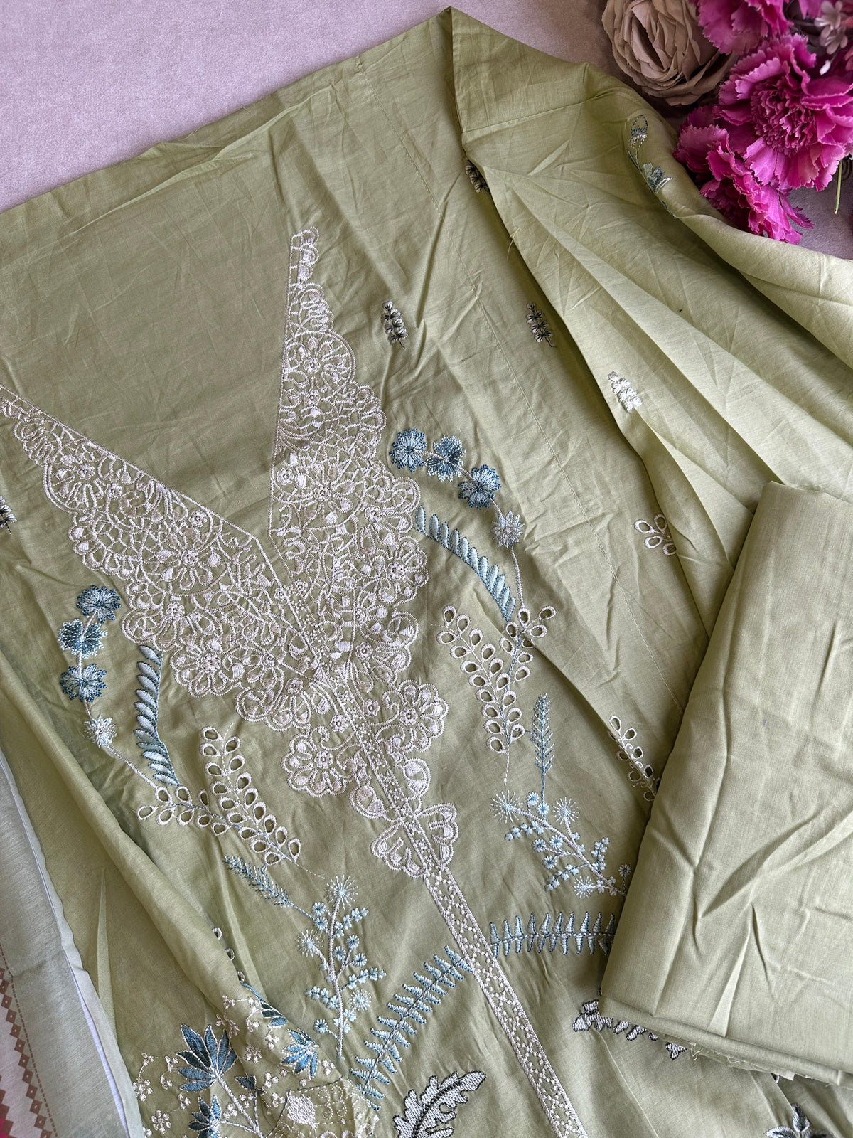 17953 Unstiched pakistani suit