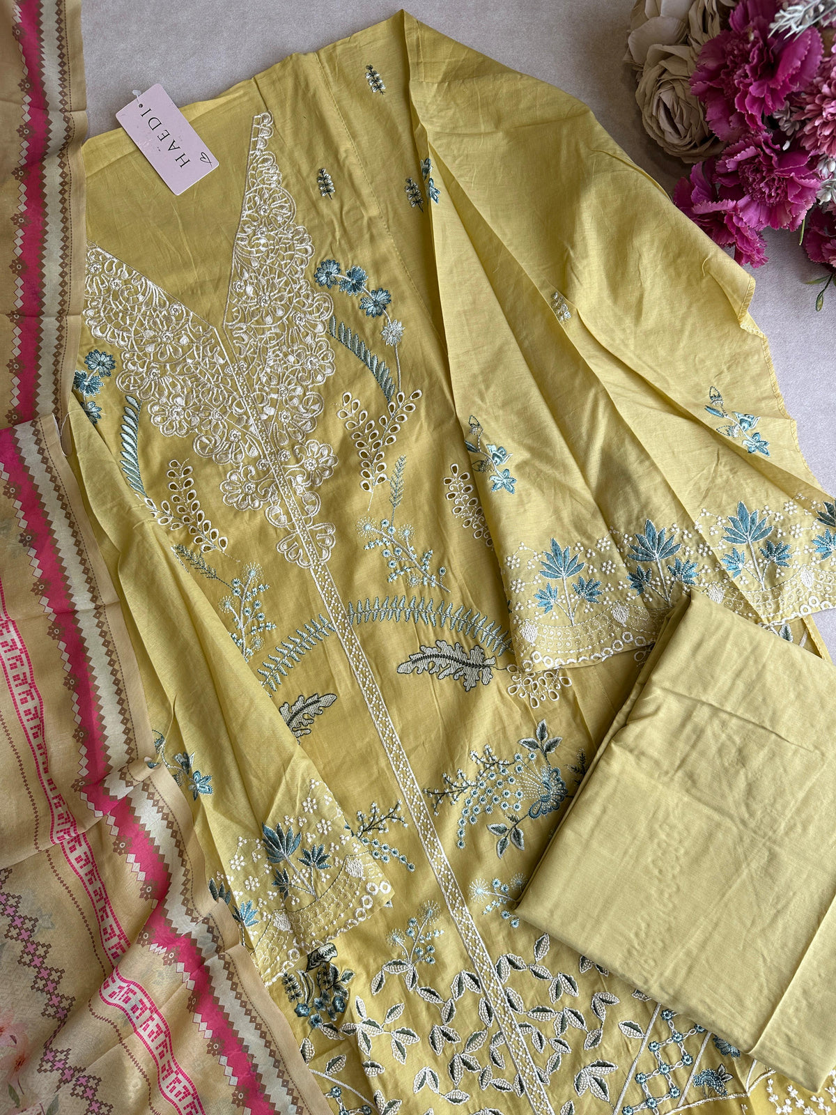 17953 Unstiched pakistani suit