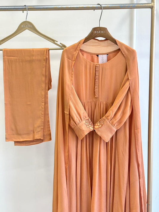 18952 Beautiful anarkali suit