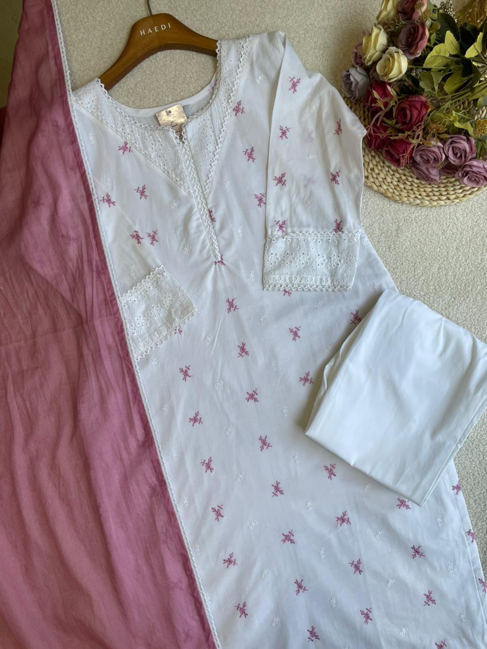 18101 Beautiful Cotton embroidered suit