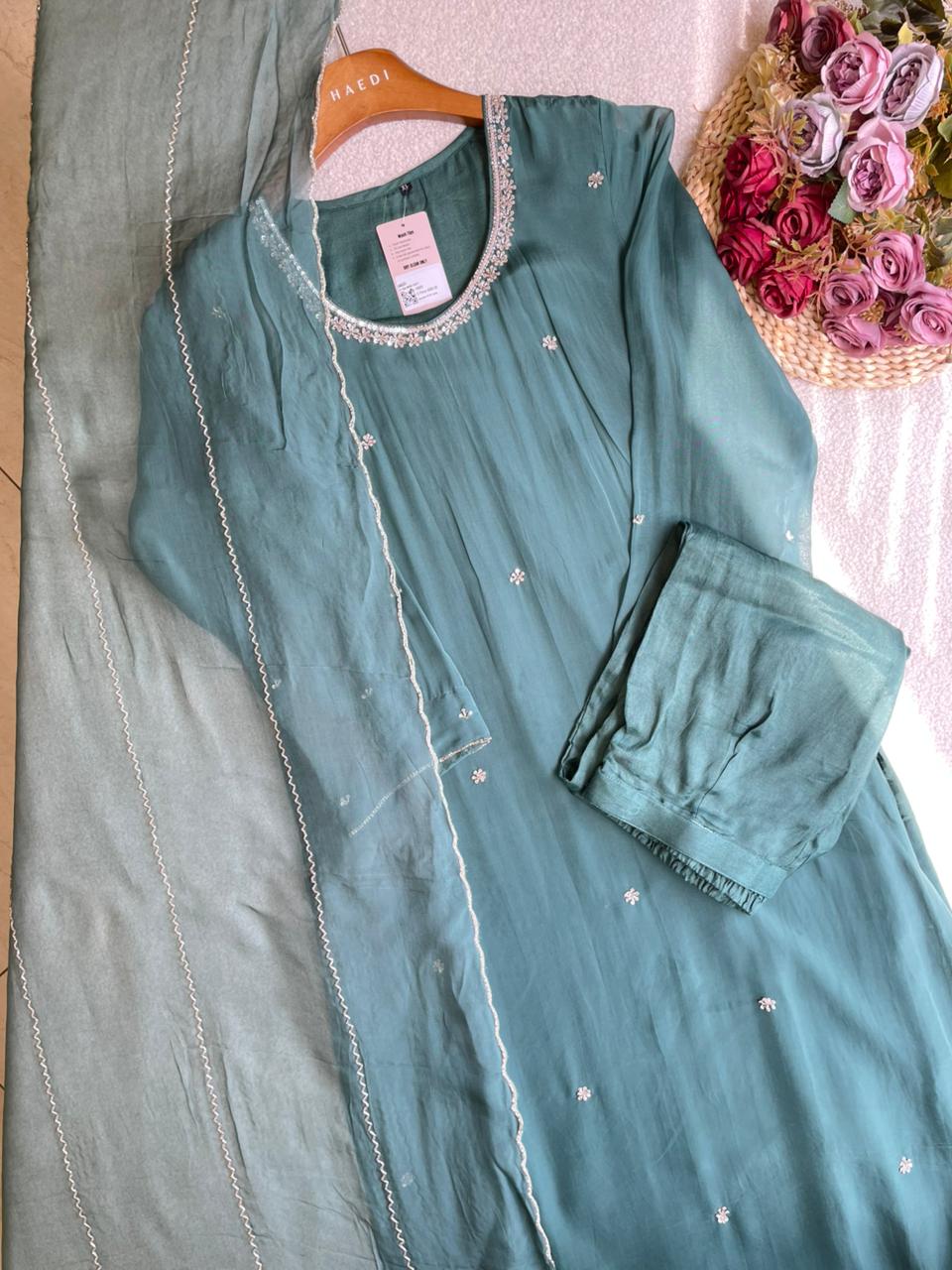 18929 Beautiful handworked organza suit