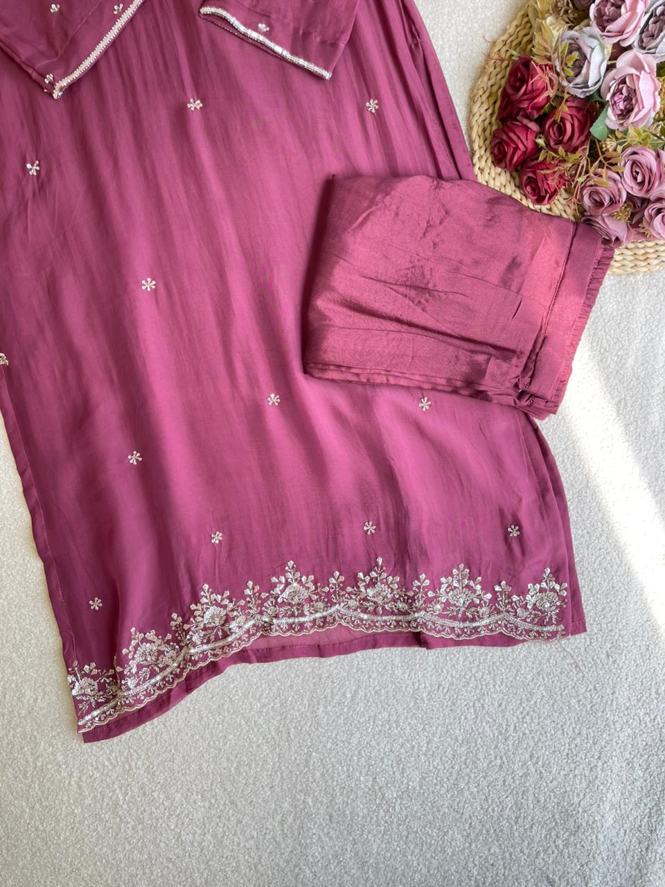18929 Beautiful handworked organza suit