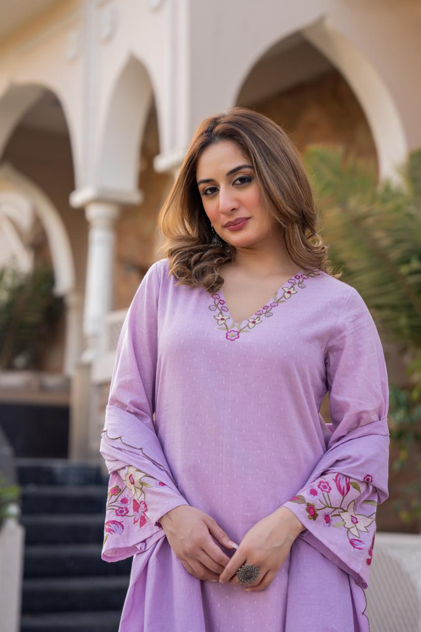 19230 / CMD 57162 Beautiful embroidered dobby cotton suit