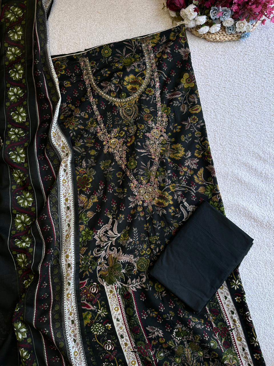 19440 Cotton unstiched suit