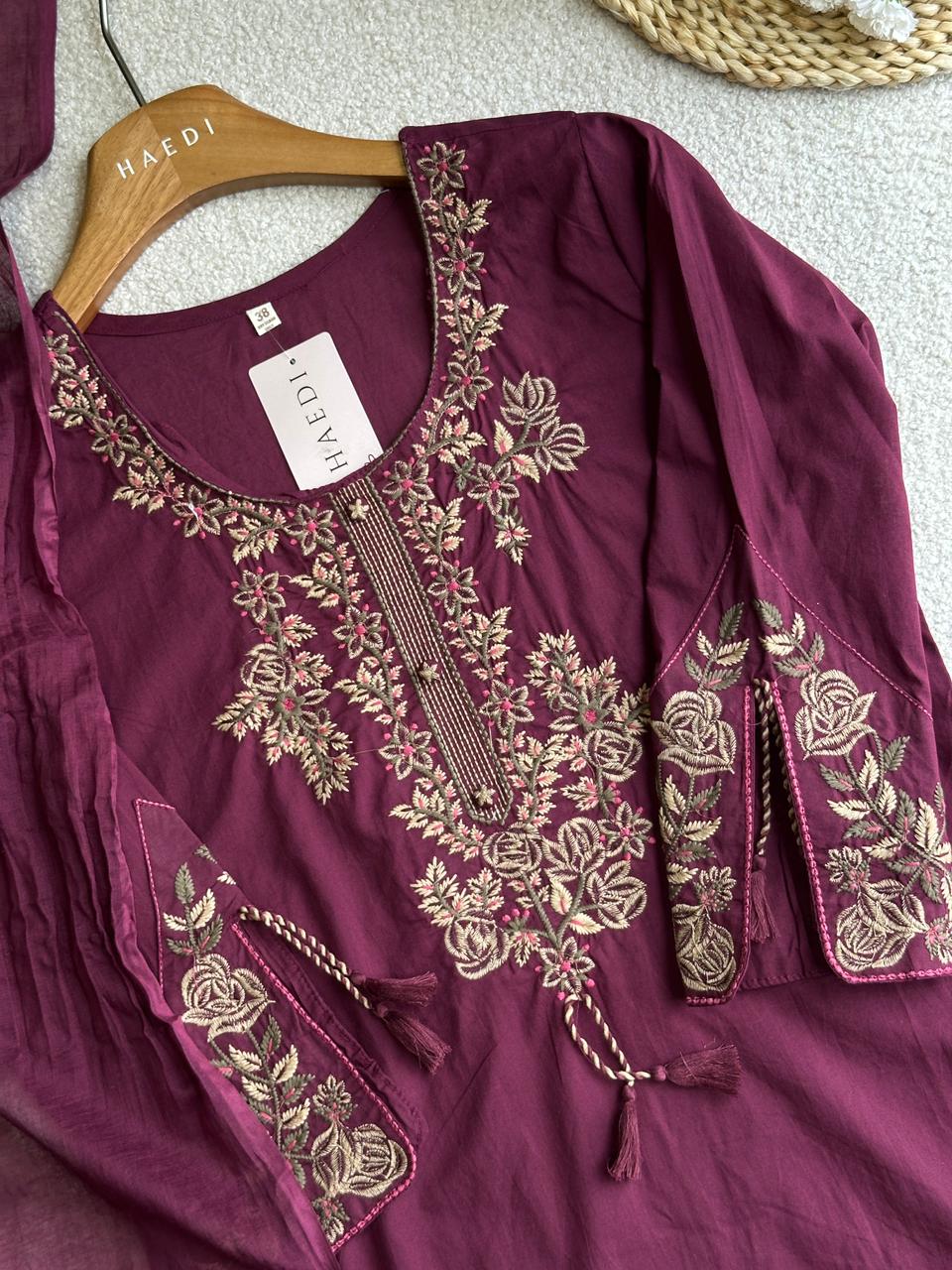 19260 Cotton embroidered suit