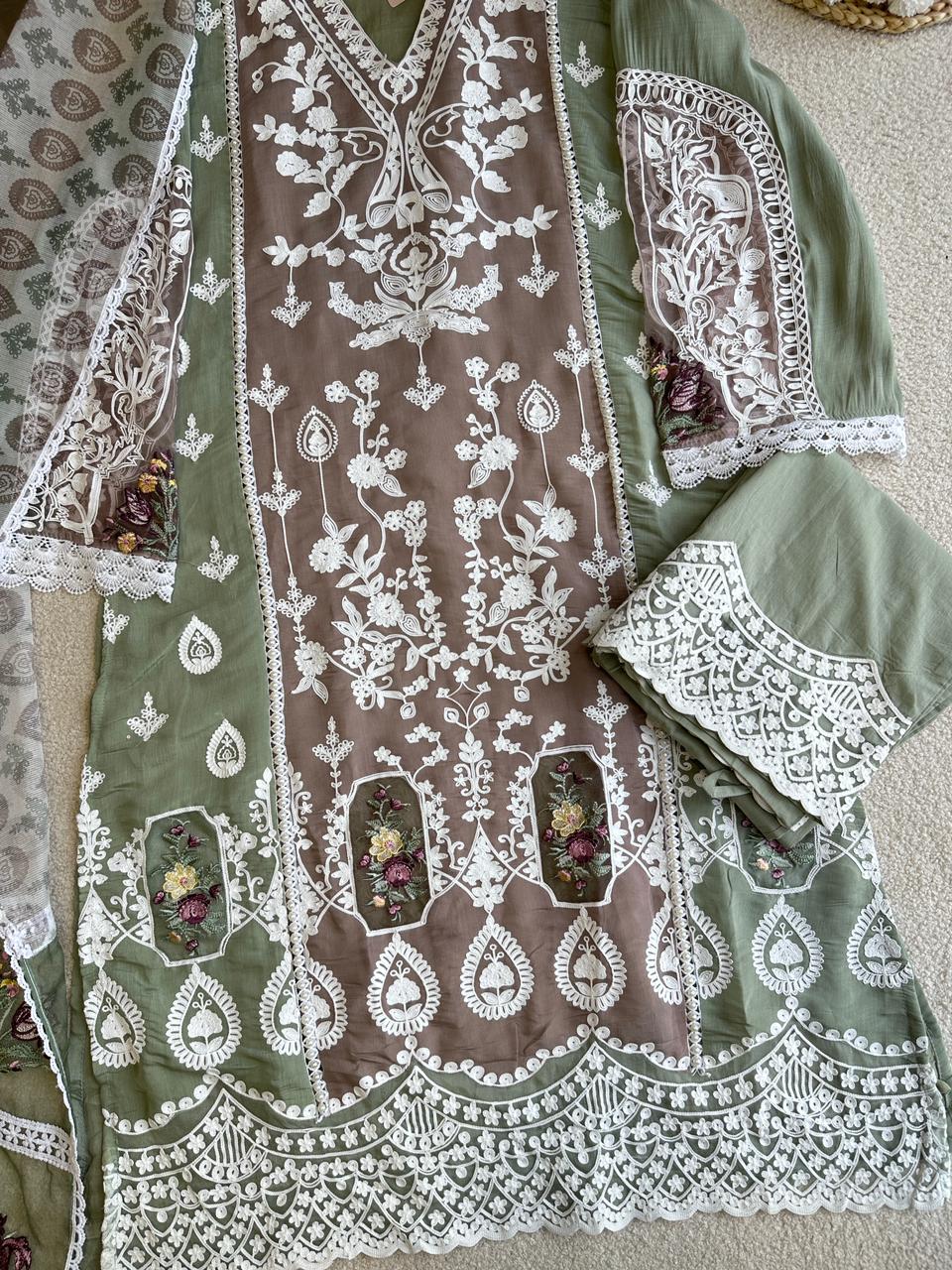 19350/57293 Embroidered pakistani suit