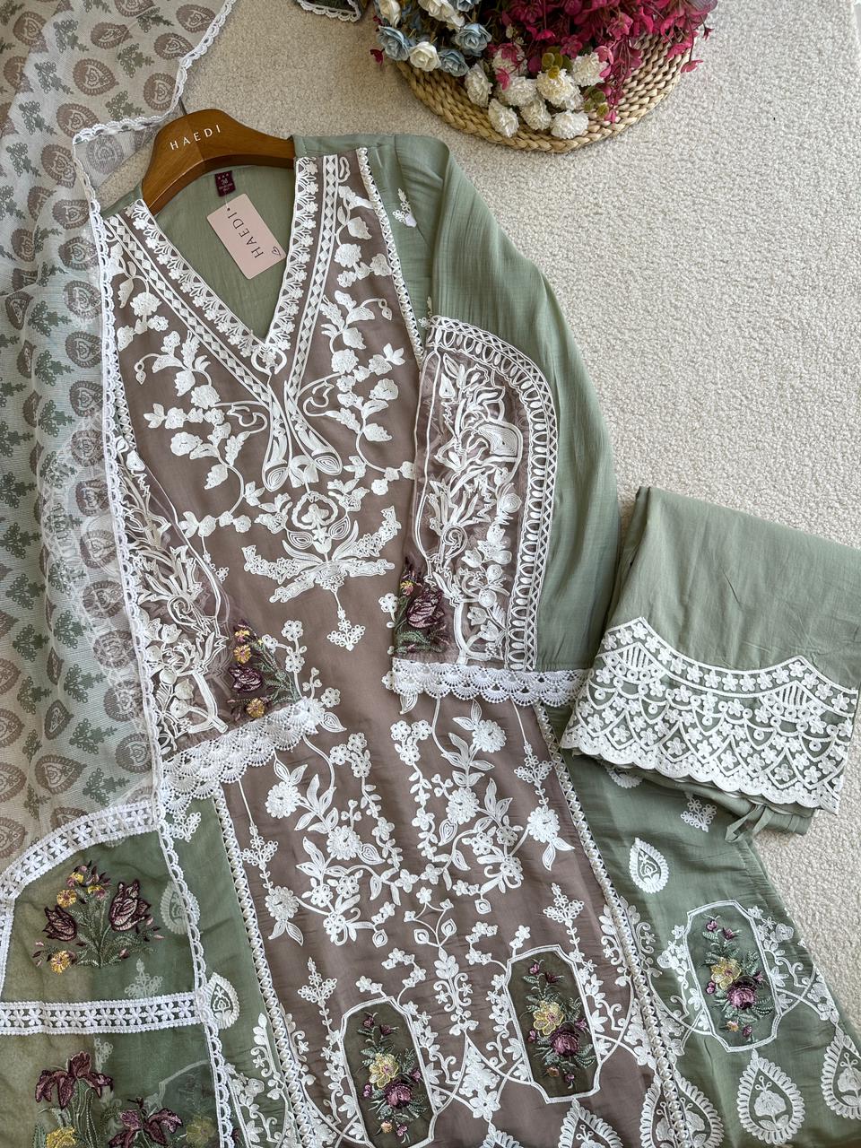 19350/57293 Embroidered pakistani suit