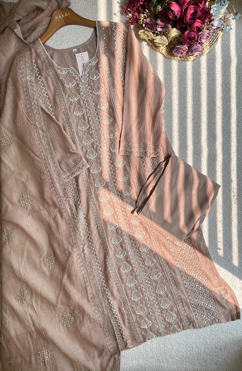 19411/57753 Premium mul chanderi suit