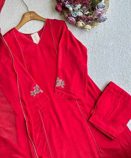 19564 Beautiful handworked designer suit