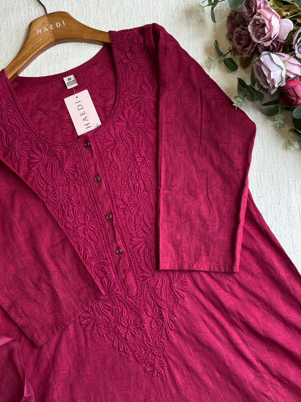 19353 Beautiful embroidered suit