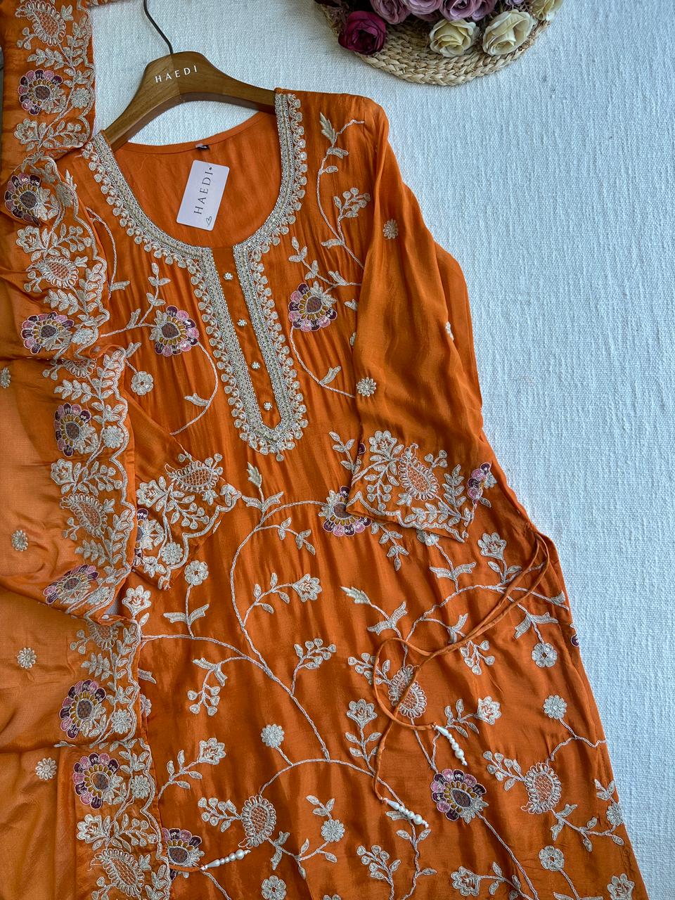 19365 / CMD 57279 Beautiful kurti palazzo set