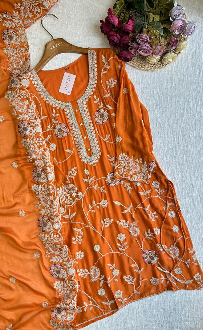 19365 / CMD 57279 Beautiful kurti palazzo set
