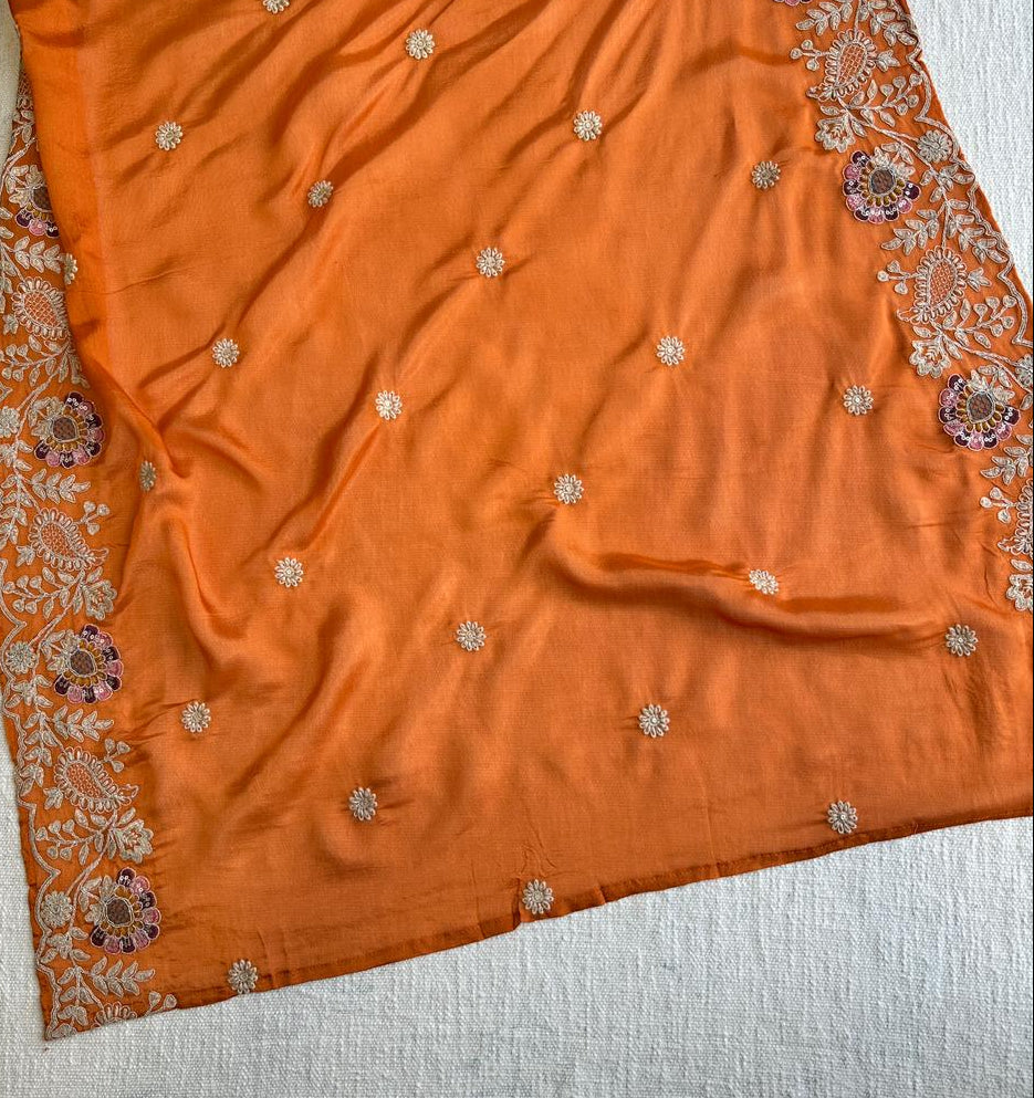 19365 / CMD 57279 Beautiful kurti palazzo set