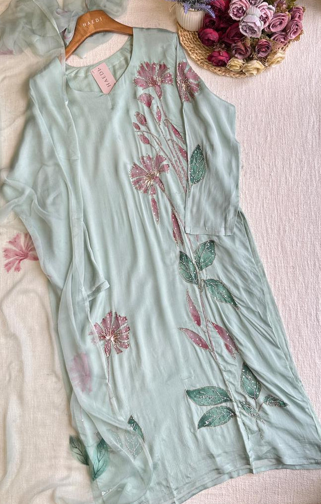 19405 Premium partywear suit