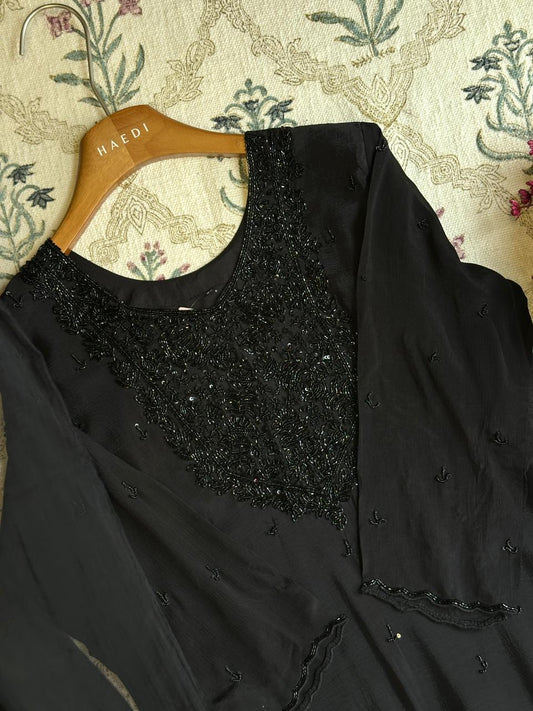 57308 Beautiful partywear suit
