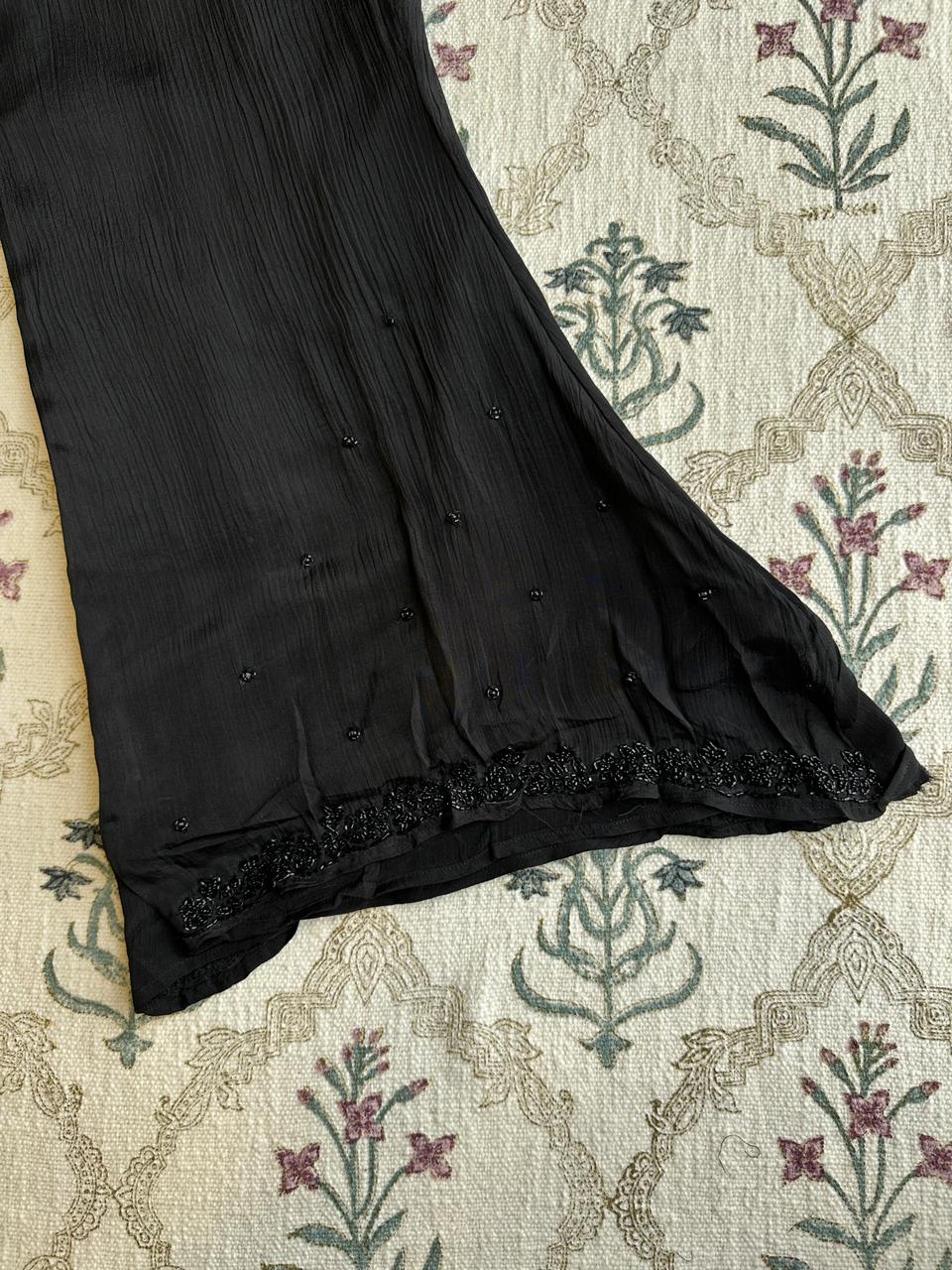 57308 Beautiful partywear suit