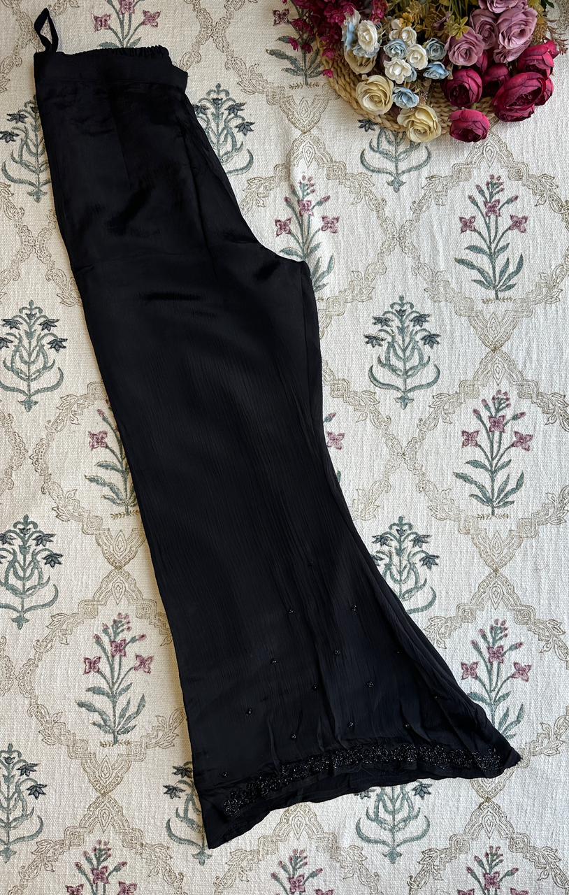 57308 Beautiful partywear suit