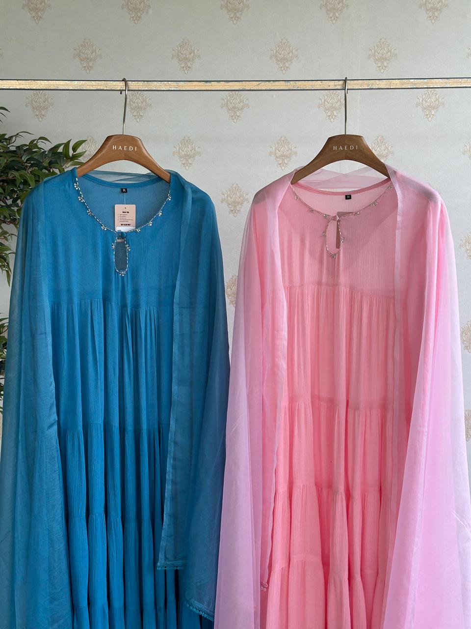 19698  / CMD 57655 Beautiful Tiered Aanarkali