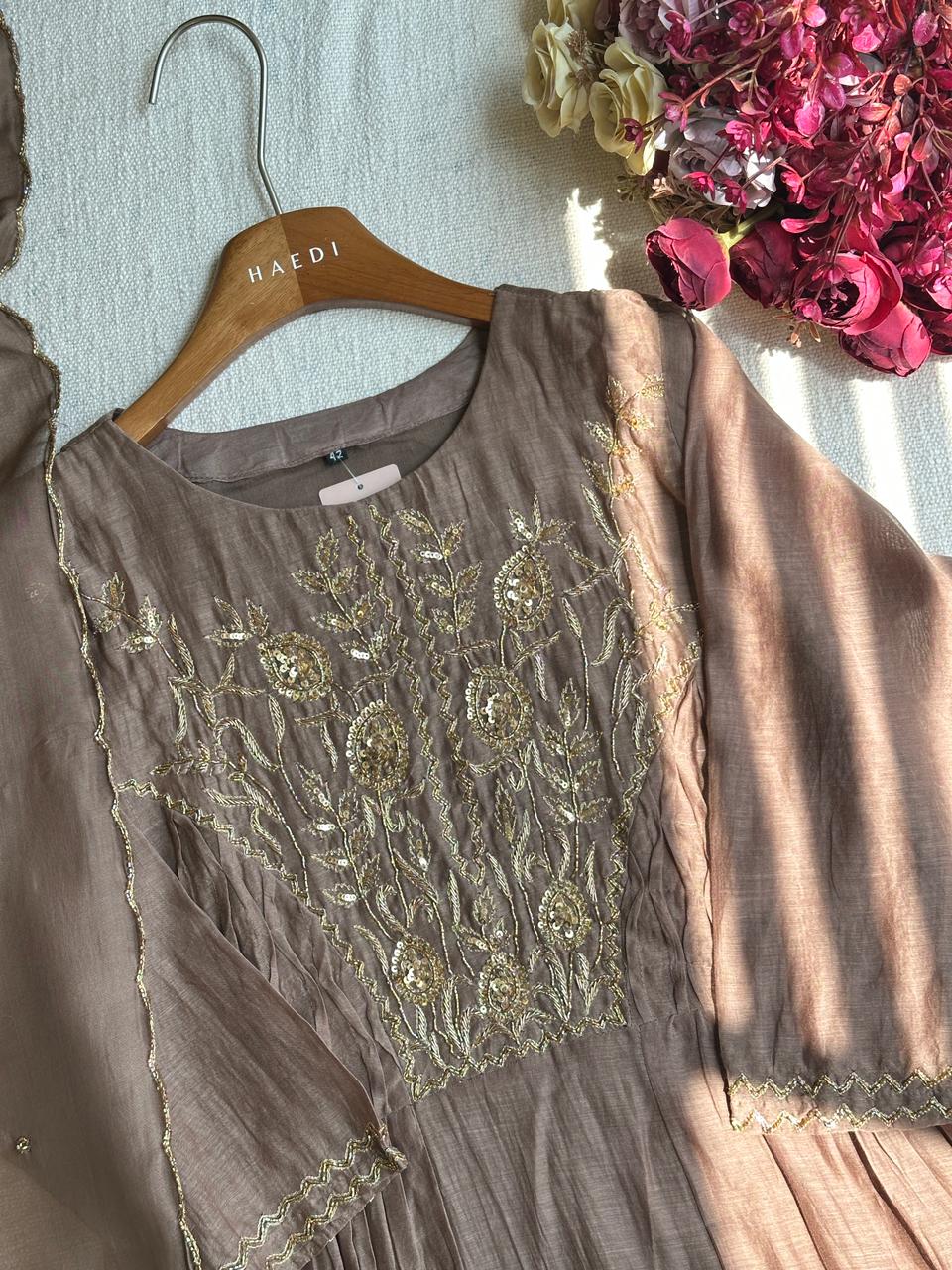 19848 Premium mul chanderi suit