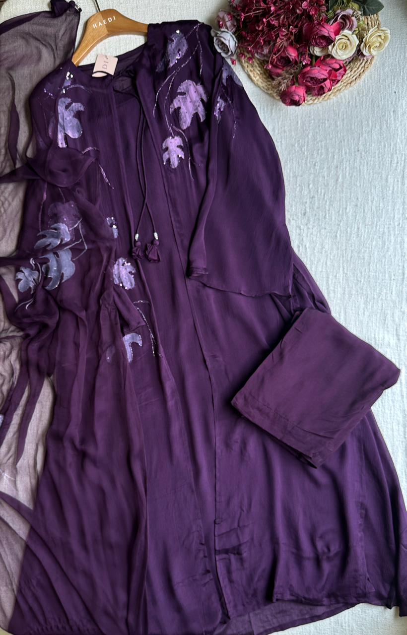 19840 Beautiful partywear suit