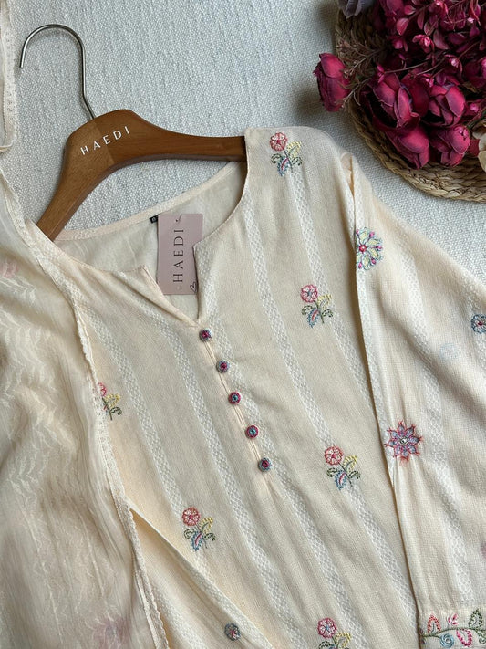 19492/19525 beautiful cotton suit