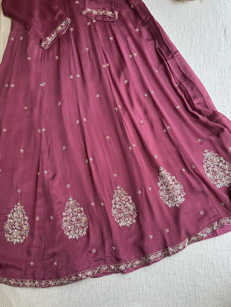 19903 Beautiful handworked gown