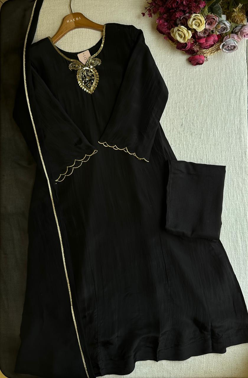 19912 Beautiful handworked designer suit