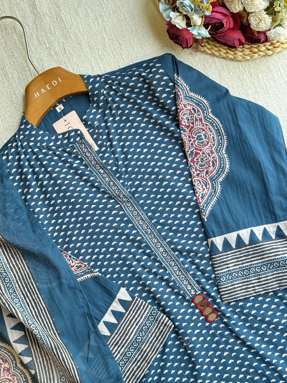 19932 Beautifuil cotton suit with palazzo