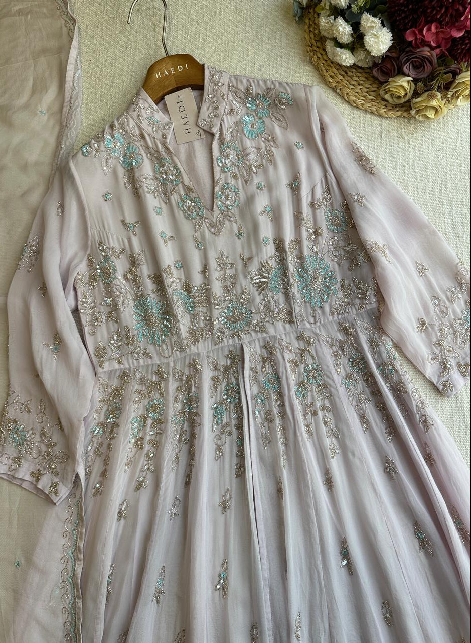 18489 Premium handworked suit with skirt