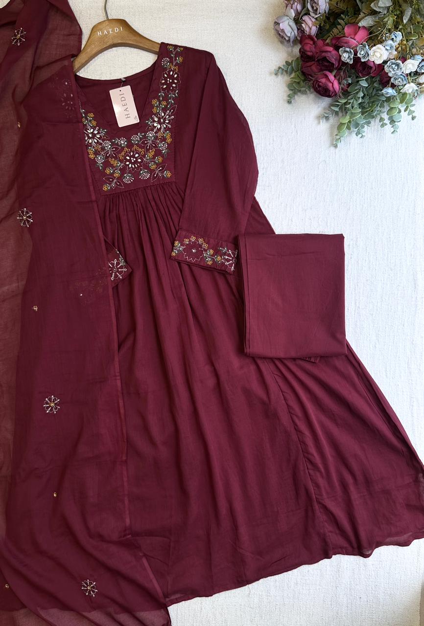 19953 Embroidered mul cotton suit