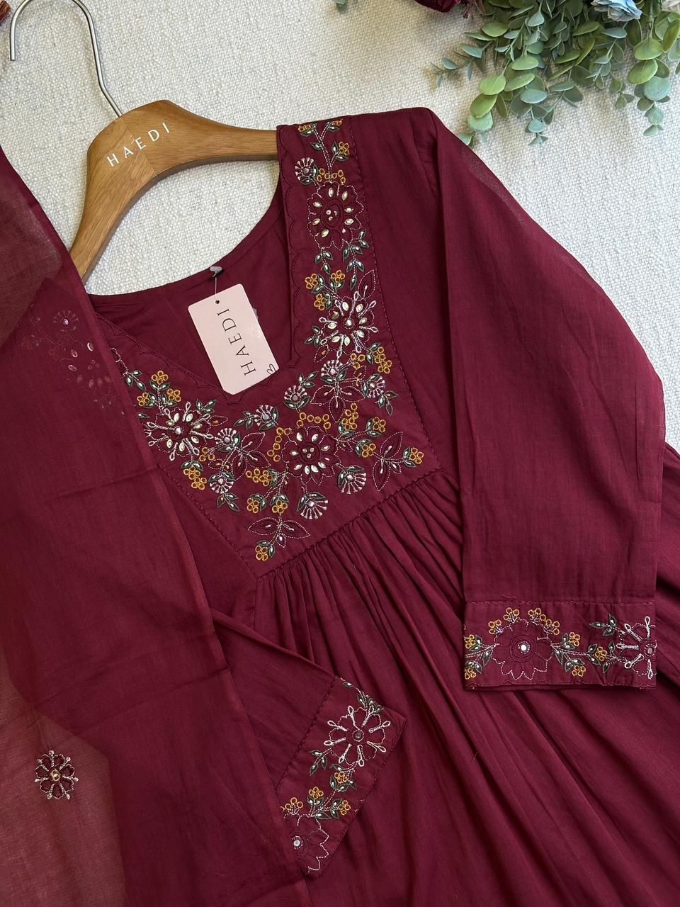 19953 Embroidered mul cotton suit