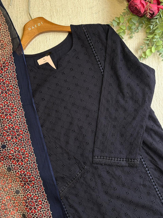 19962 Beautiful Hakoba suit(Plus size)