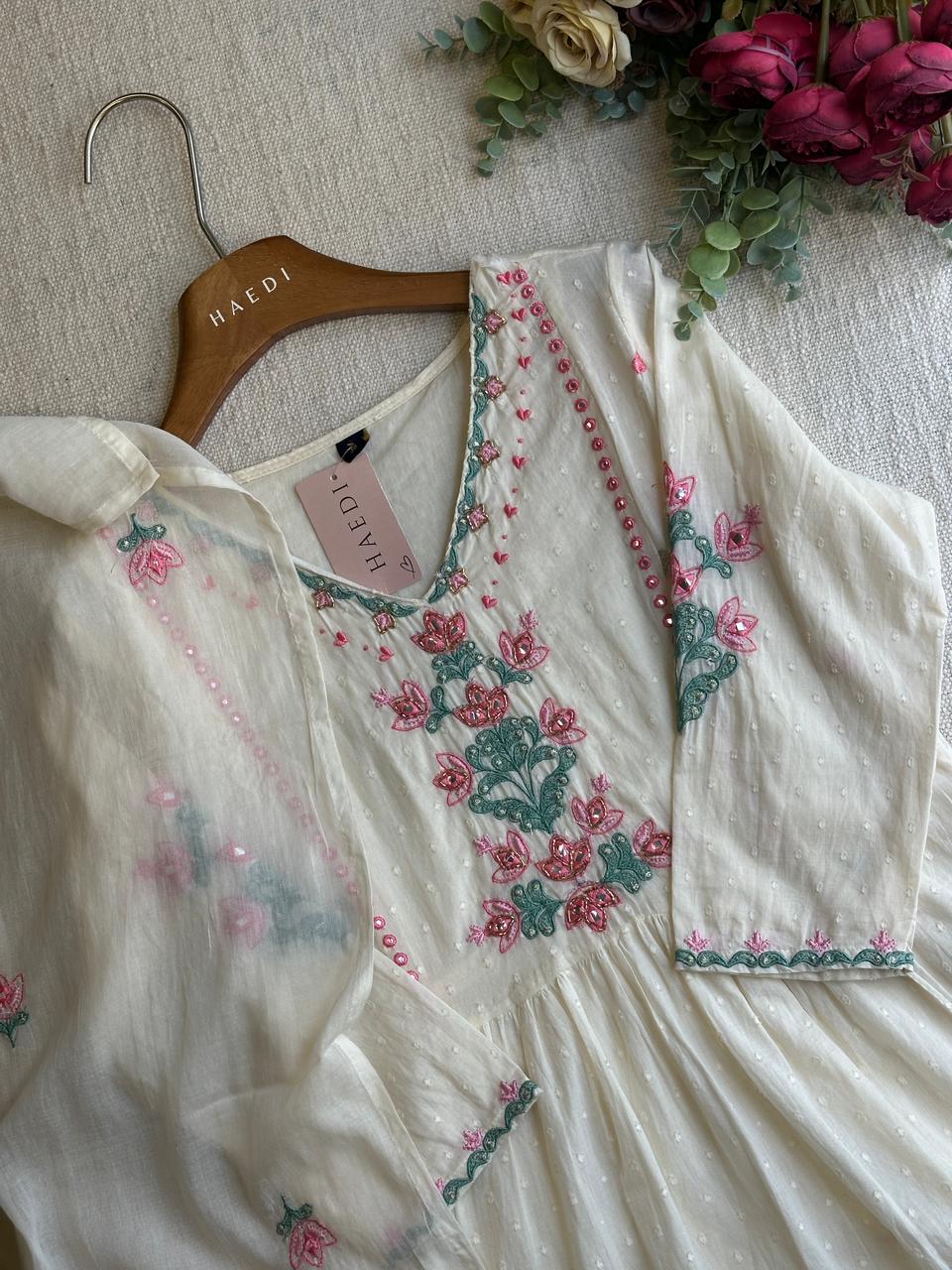 19954  Premium dobby cotton suit