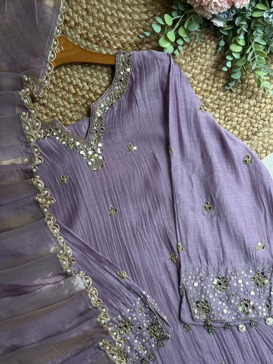 20044 Beautiful handworked mulchanderi suit