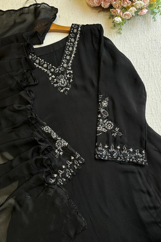 20043 Premium handworked anarkali
