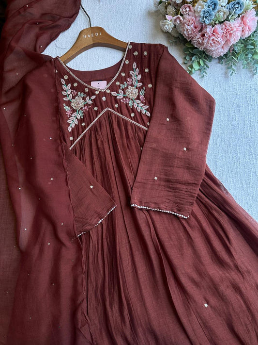 20057 Beautiful handworked mul chanderi suit
