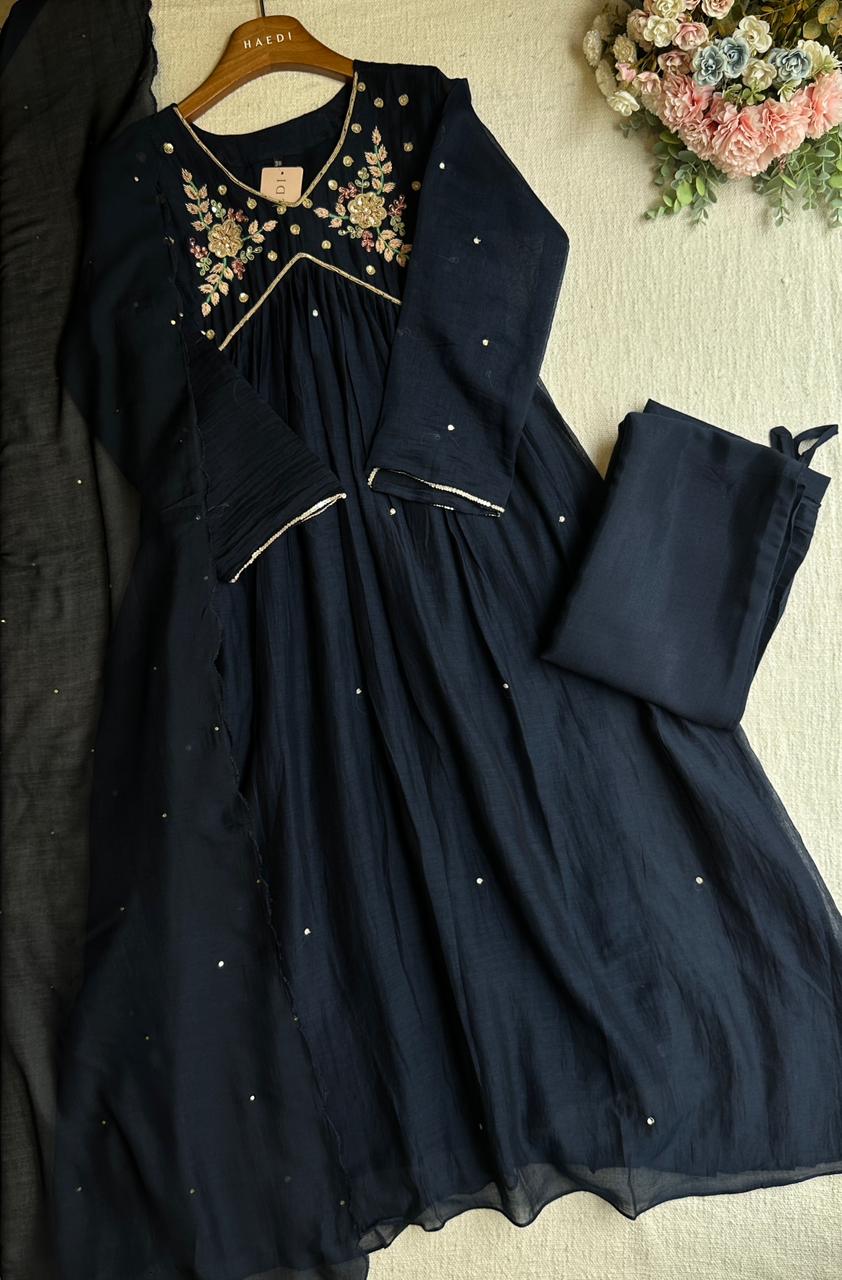 20057 Beautiful handworked mul chanderi suit