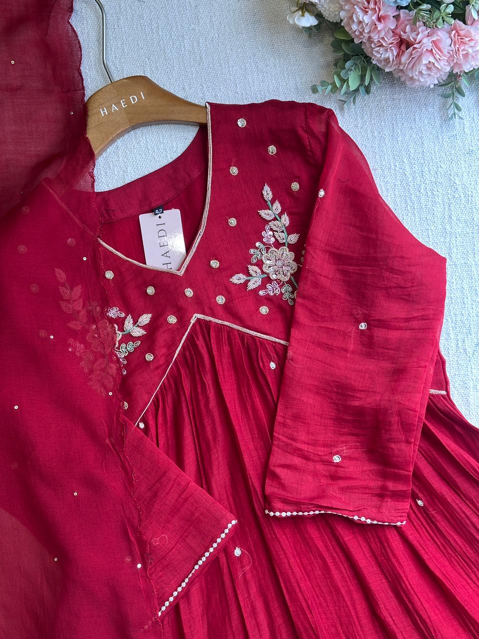 20057 Beautiful handworked mul chanderi suit
