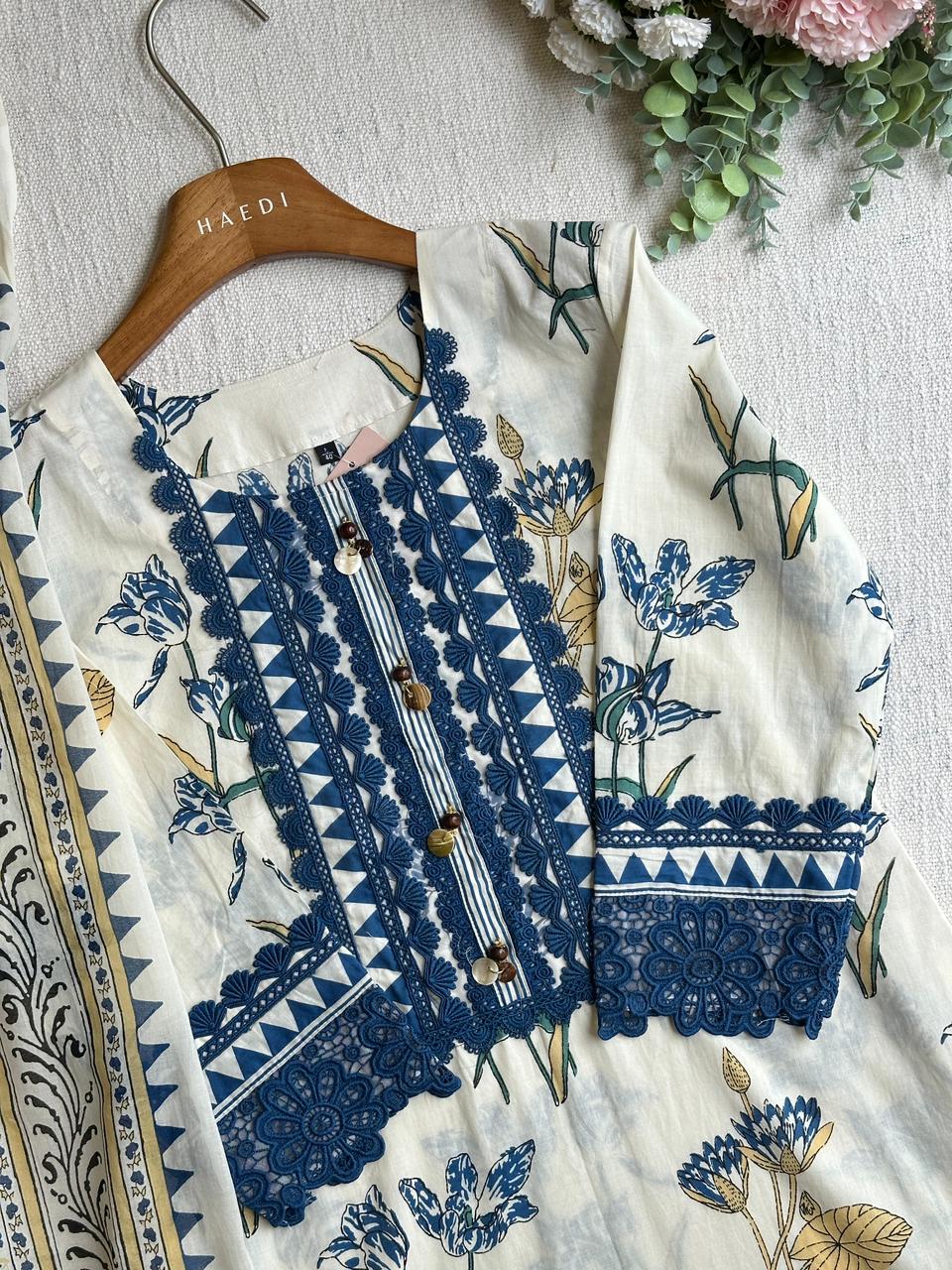 20191 Premium cotton suit with lace
